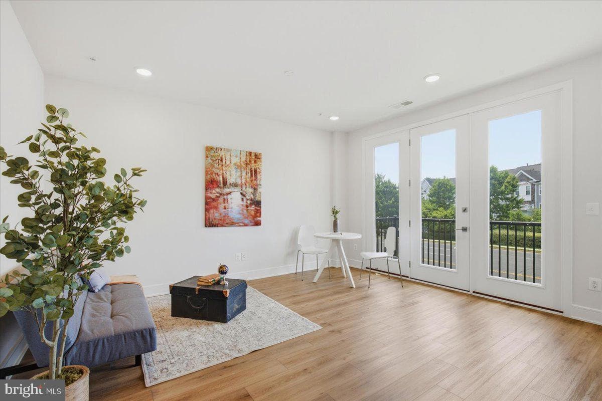 43382 Farringdon Square photo 14