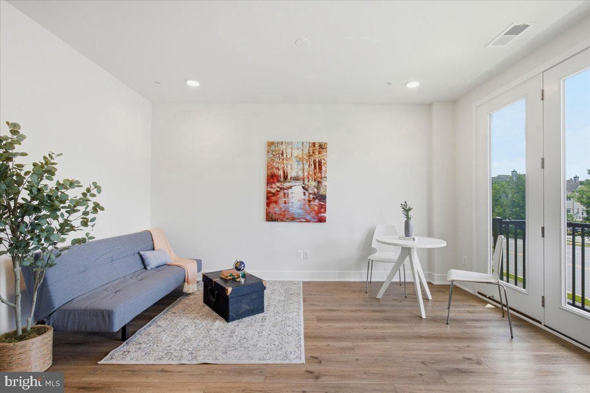 43382 Farringdon Square photo 15