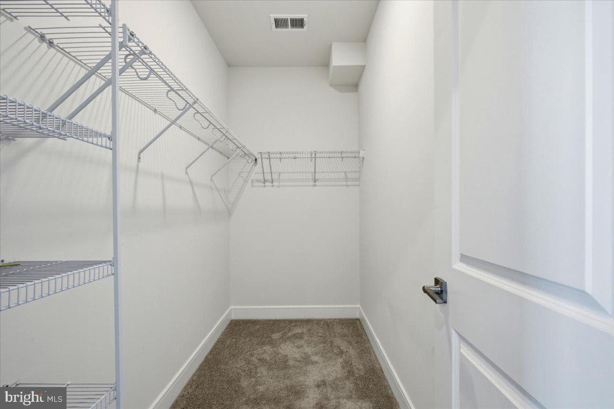 43382 Farringdon Square photo 30