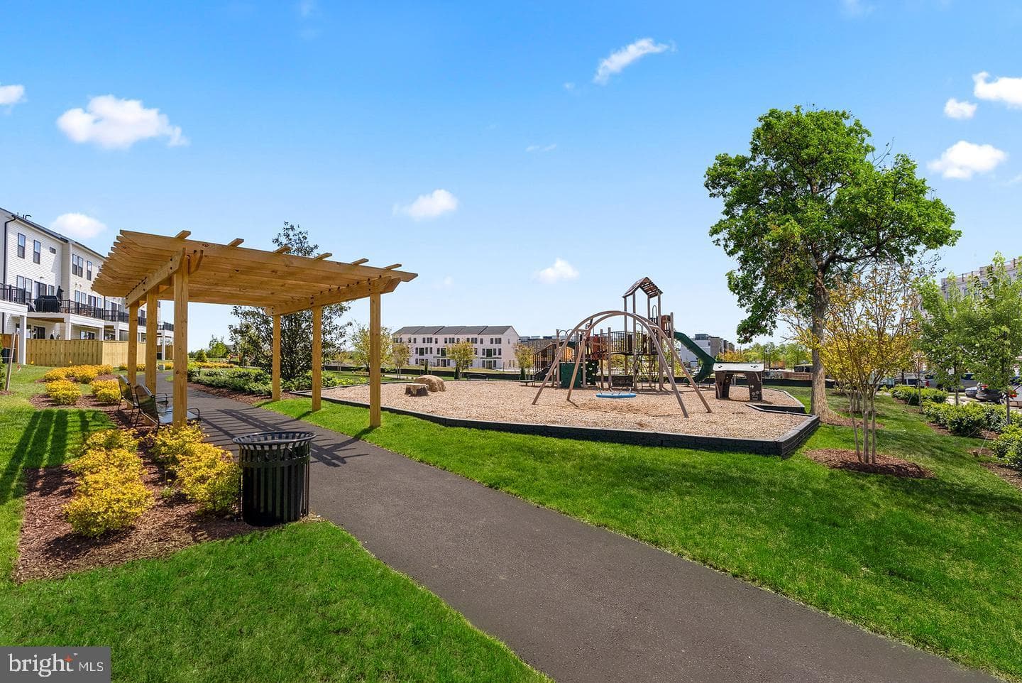 43382 Farringdon Square photo 56
