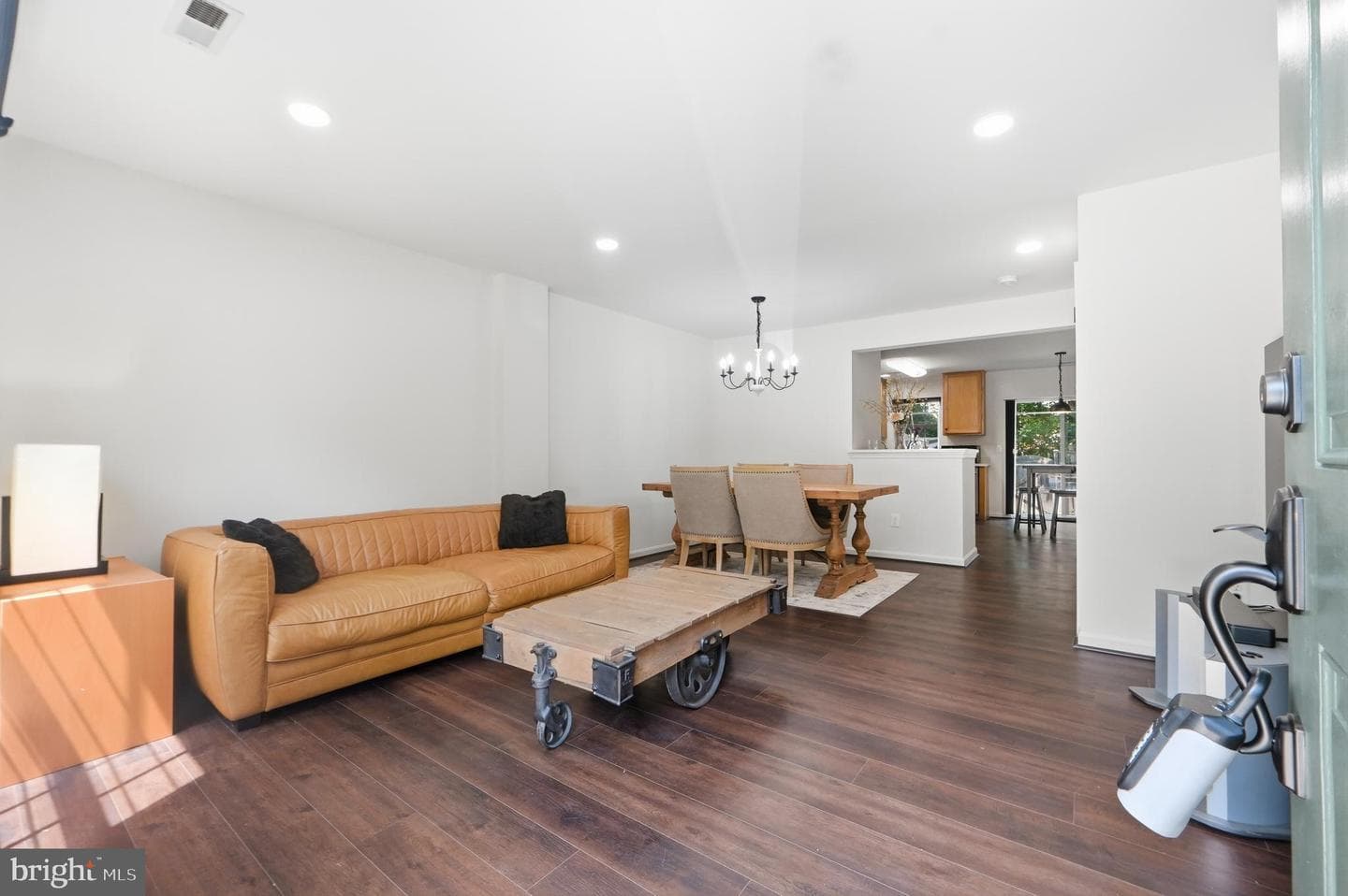 45428 Oak Trail Square, Sterling