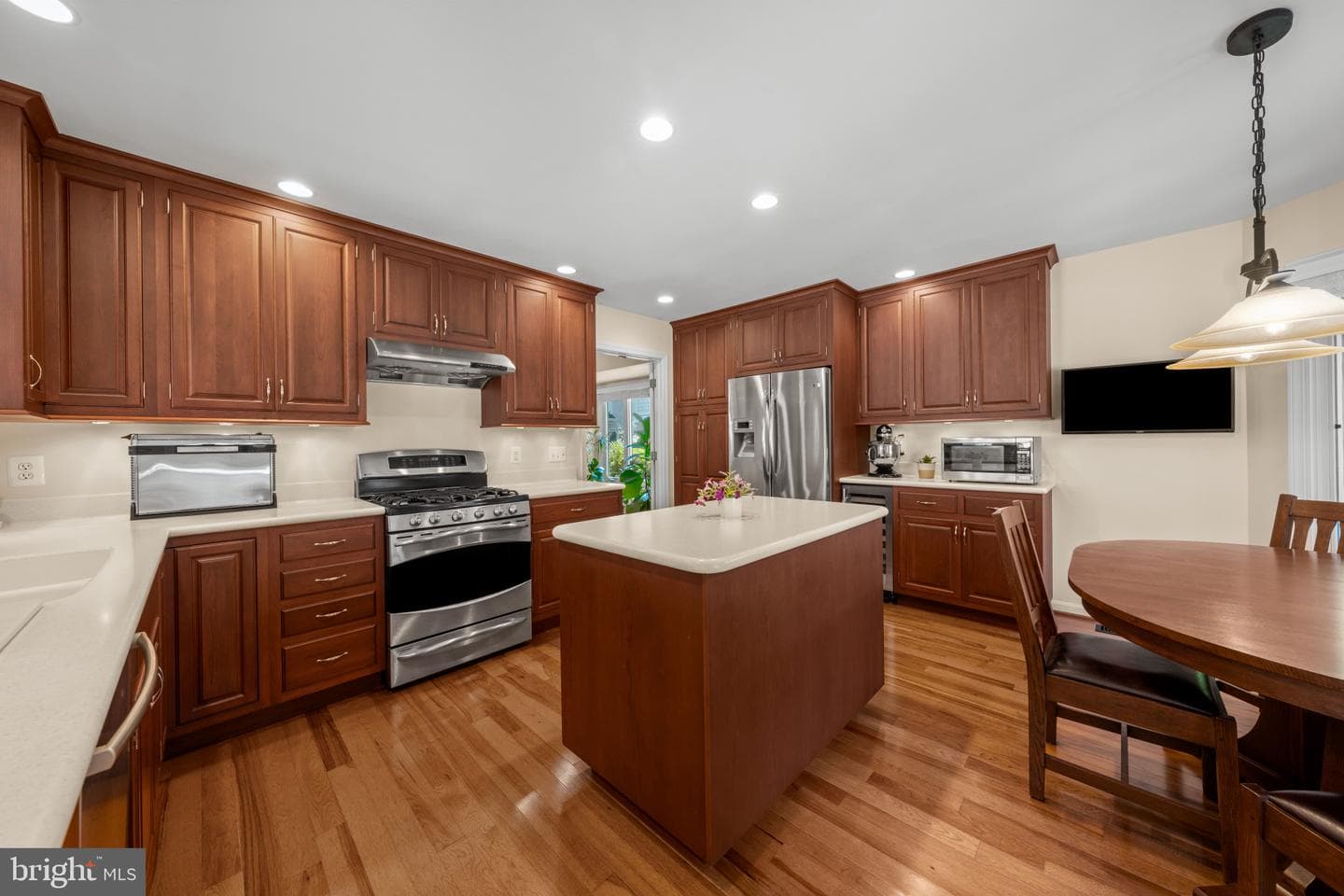 20869 Channel Court photo 19
