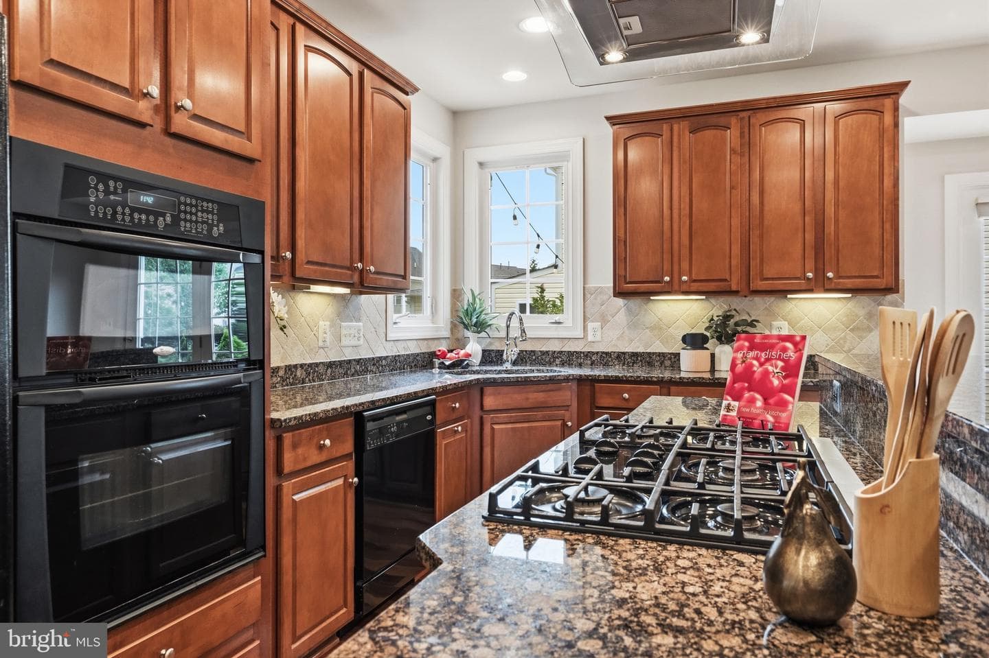 42511 Meridian Hill Drive photo 32