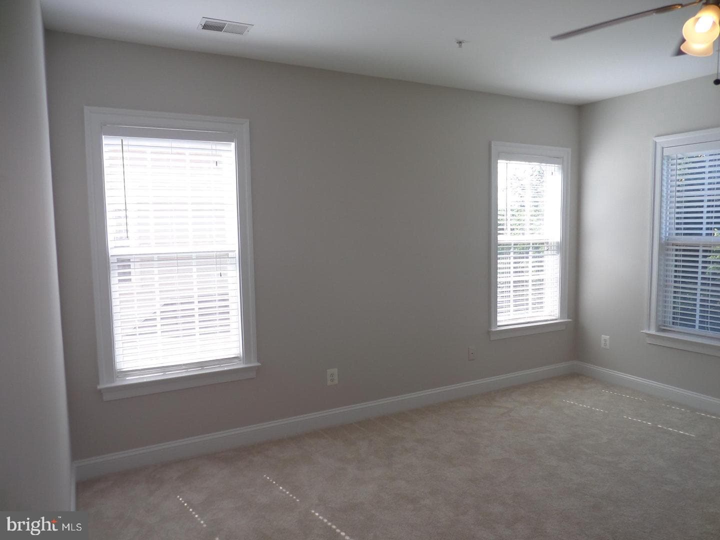 1136 Keokuk Terrace NE photo 43