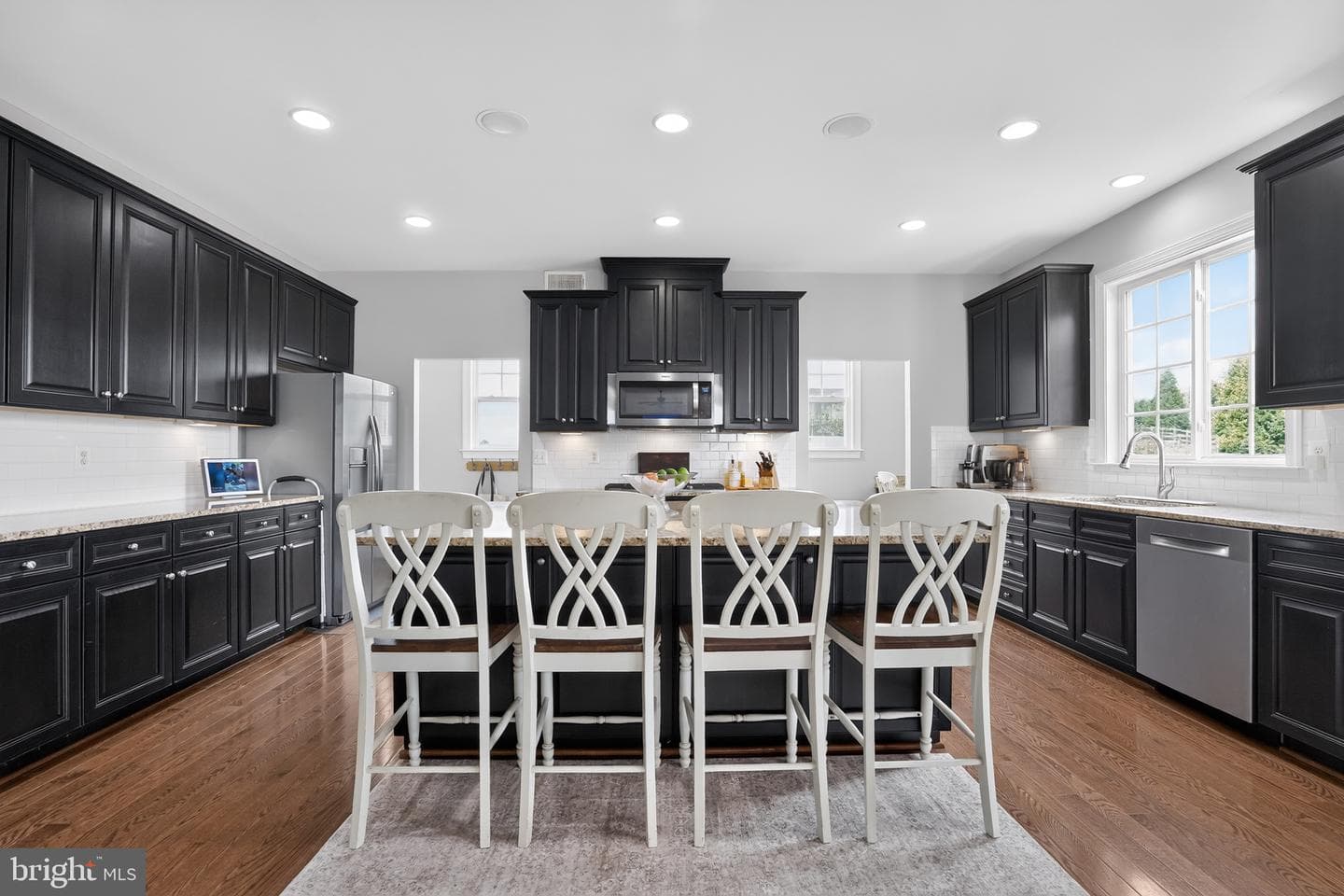 41858 Farnborough Place photo 10