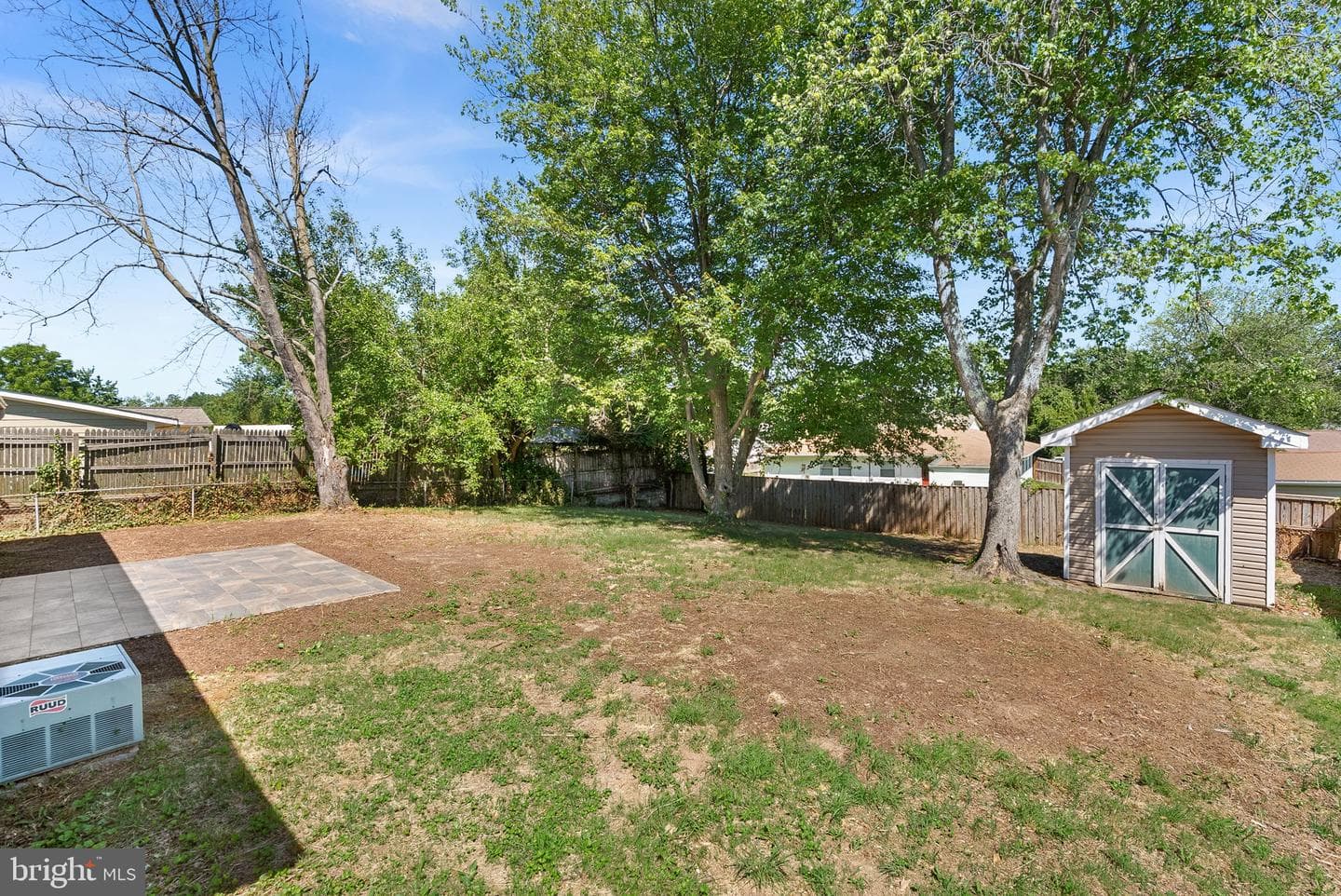 607 S Alder Avenue S photo 40