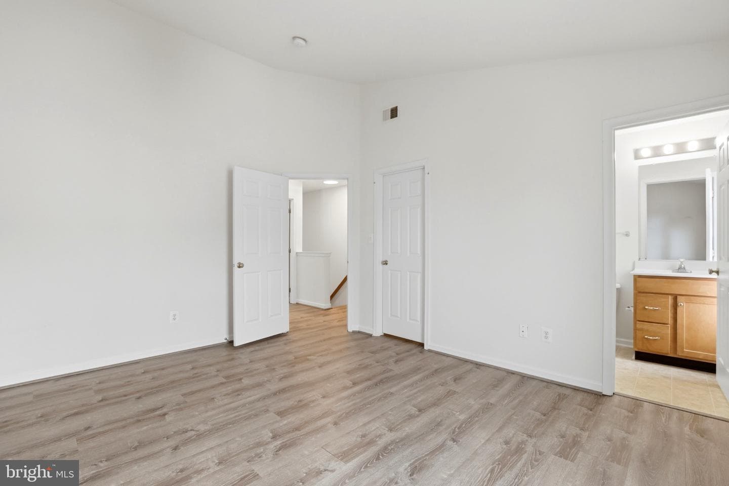 42767 Hollingsworth Terrace photo 27