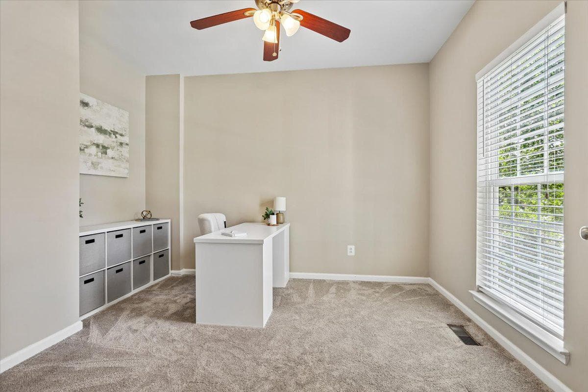 42940 Spyder Place photo 4
