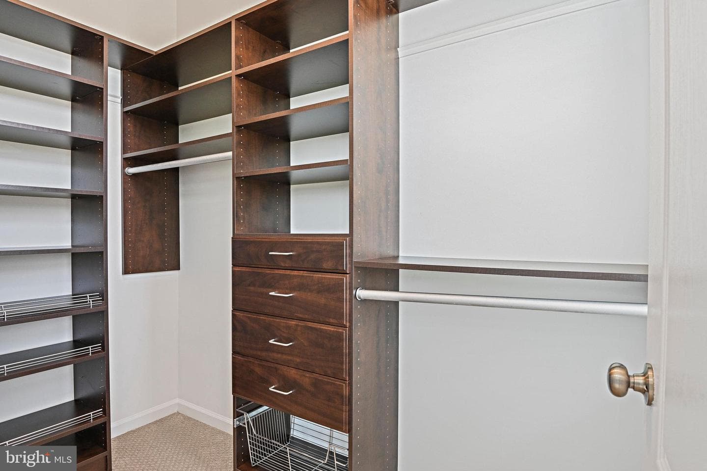 42350 Benfold Square photo 20