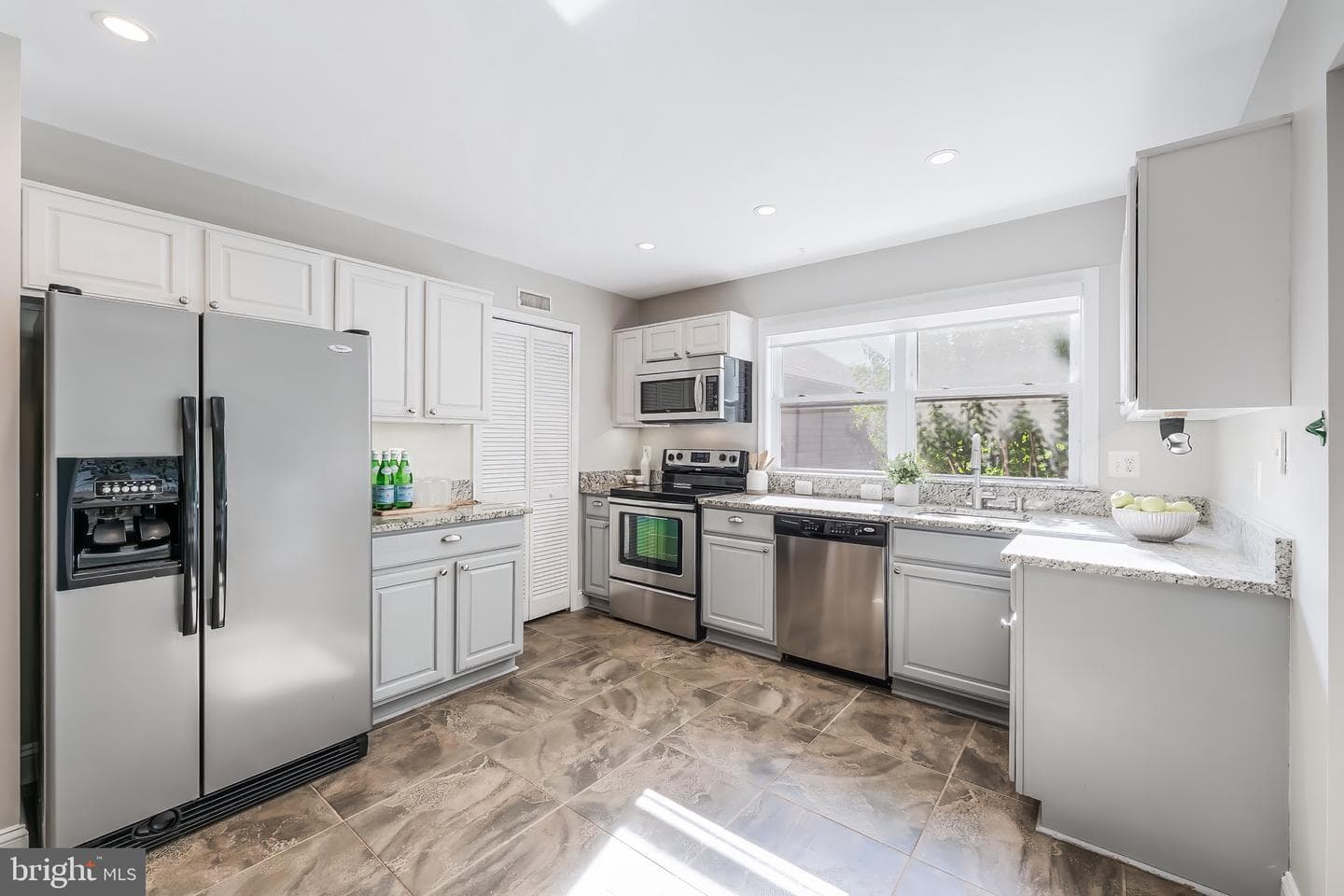 151 S Fox Road photo 22