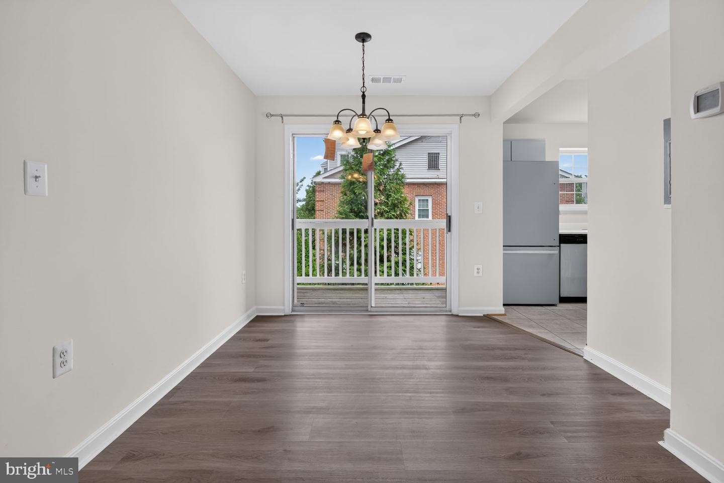655 Constellation Square SE #b photo 6