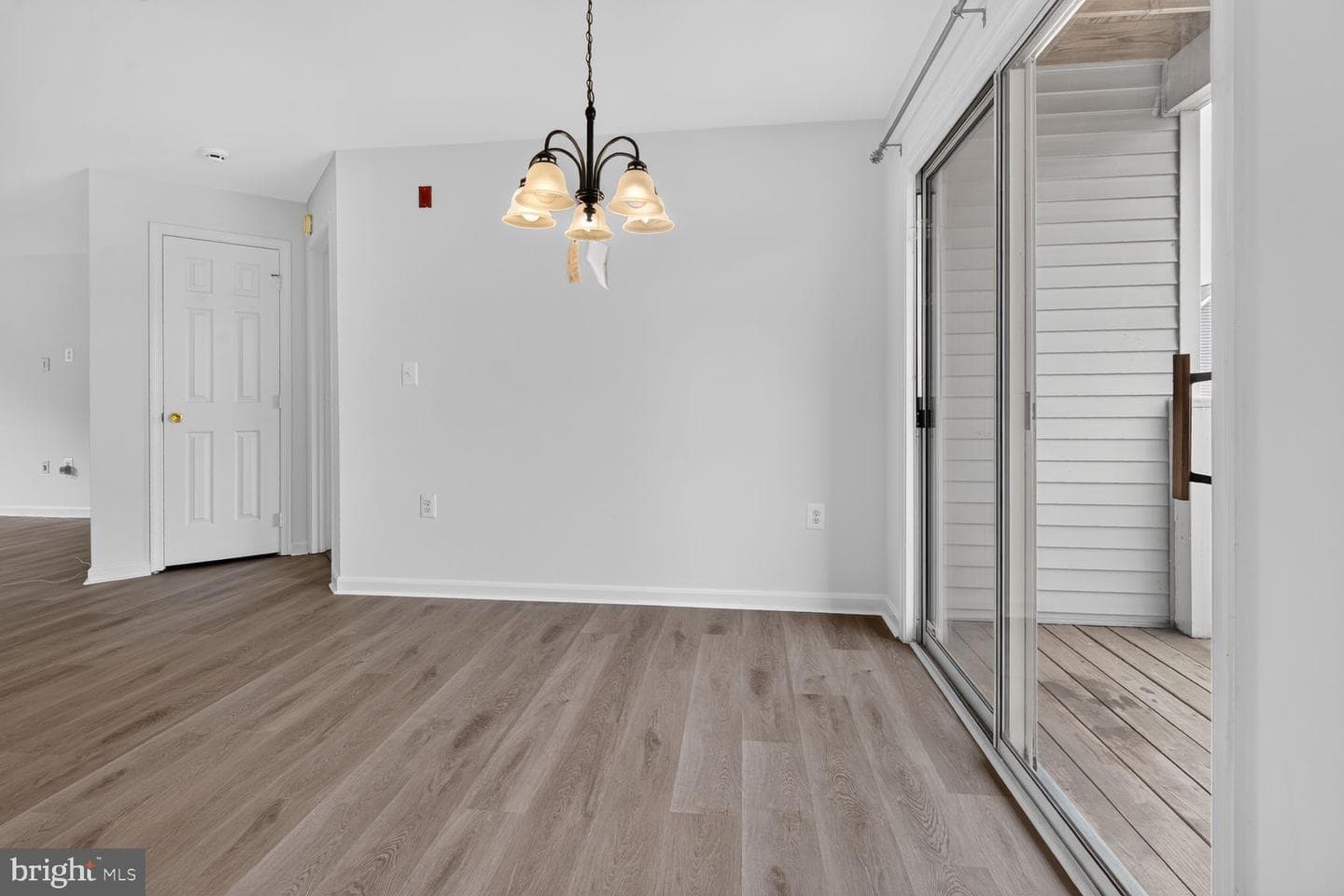 655 Constellation Square SE #b photo 7