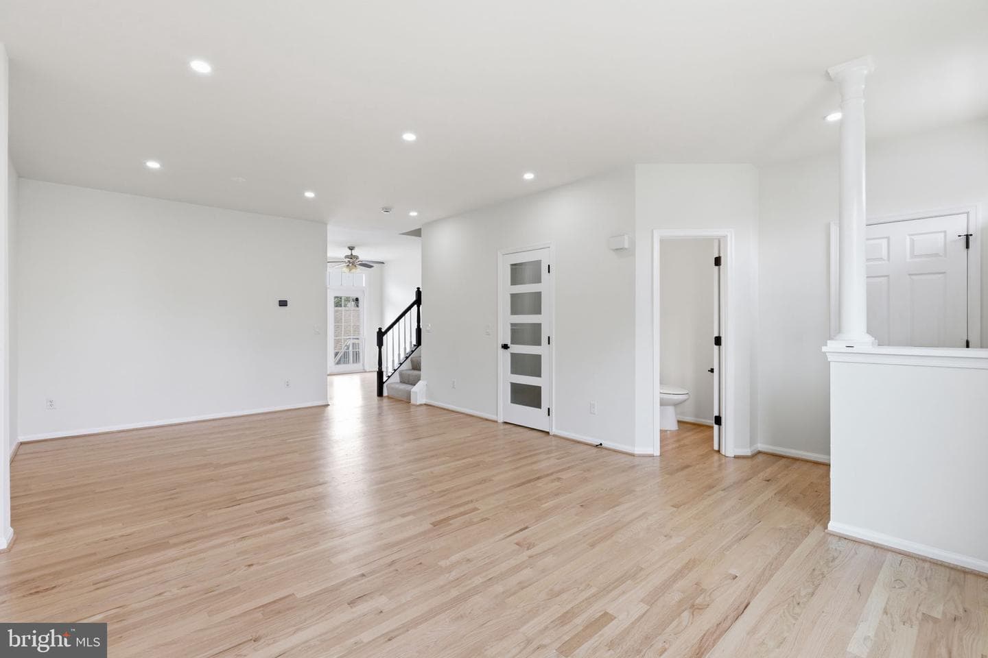 42920 Needham Way photo 8