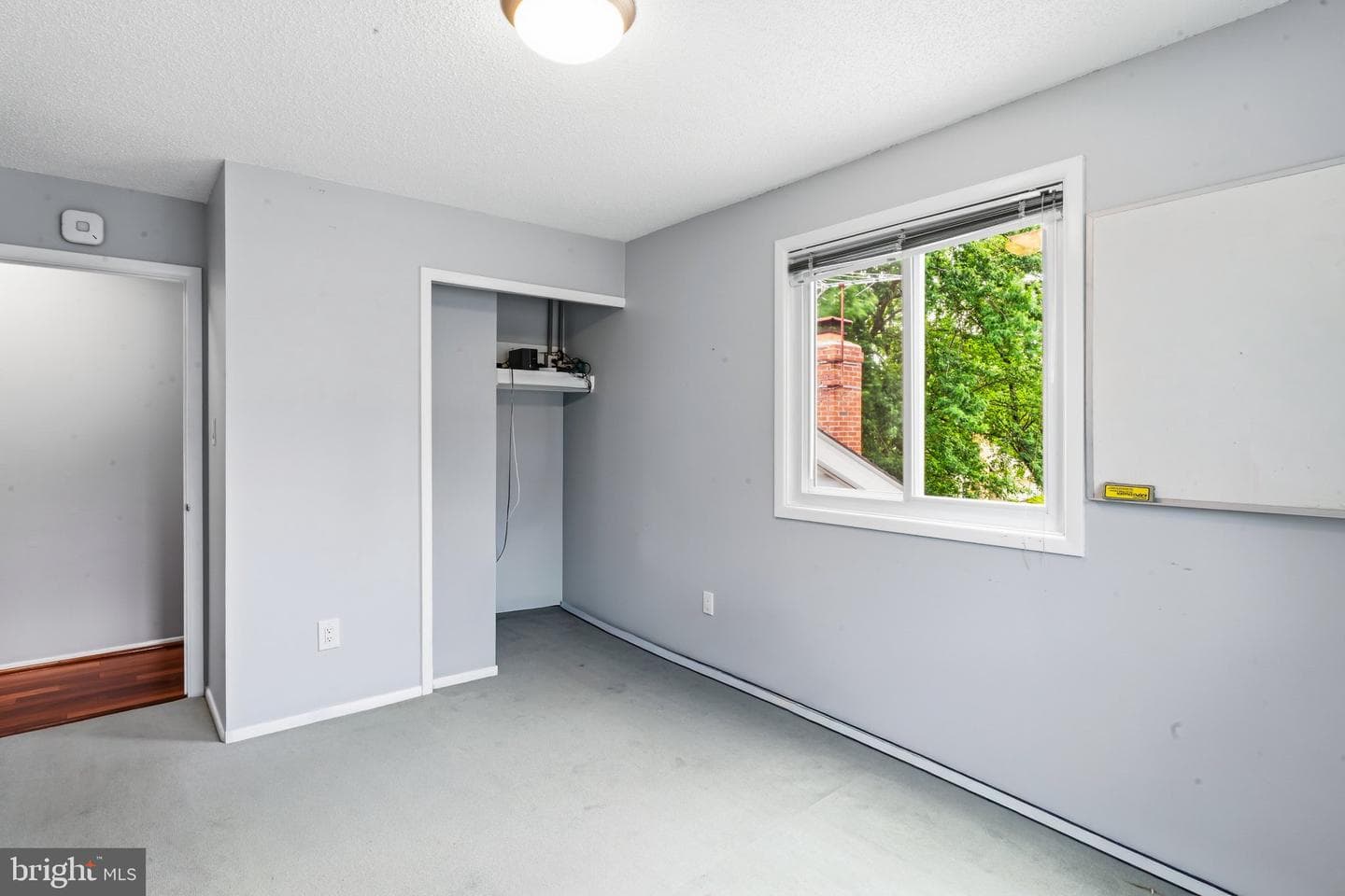 109 Kale Avenue photo 32
