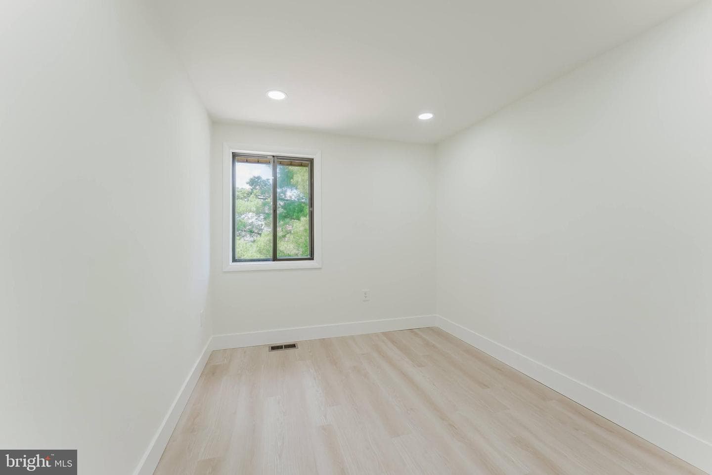 749 Sugarland Run Drive photo 28