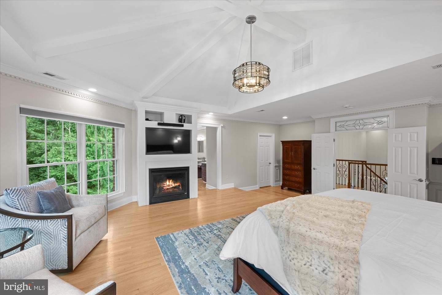 21750 Laurel Wood photo 45