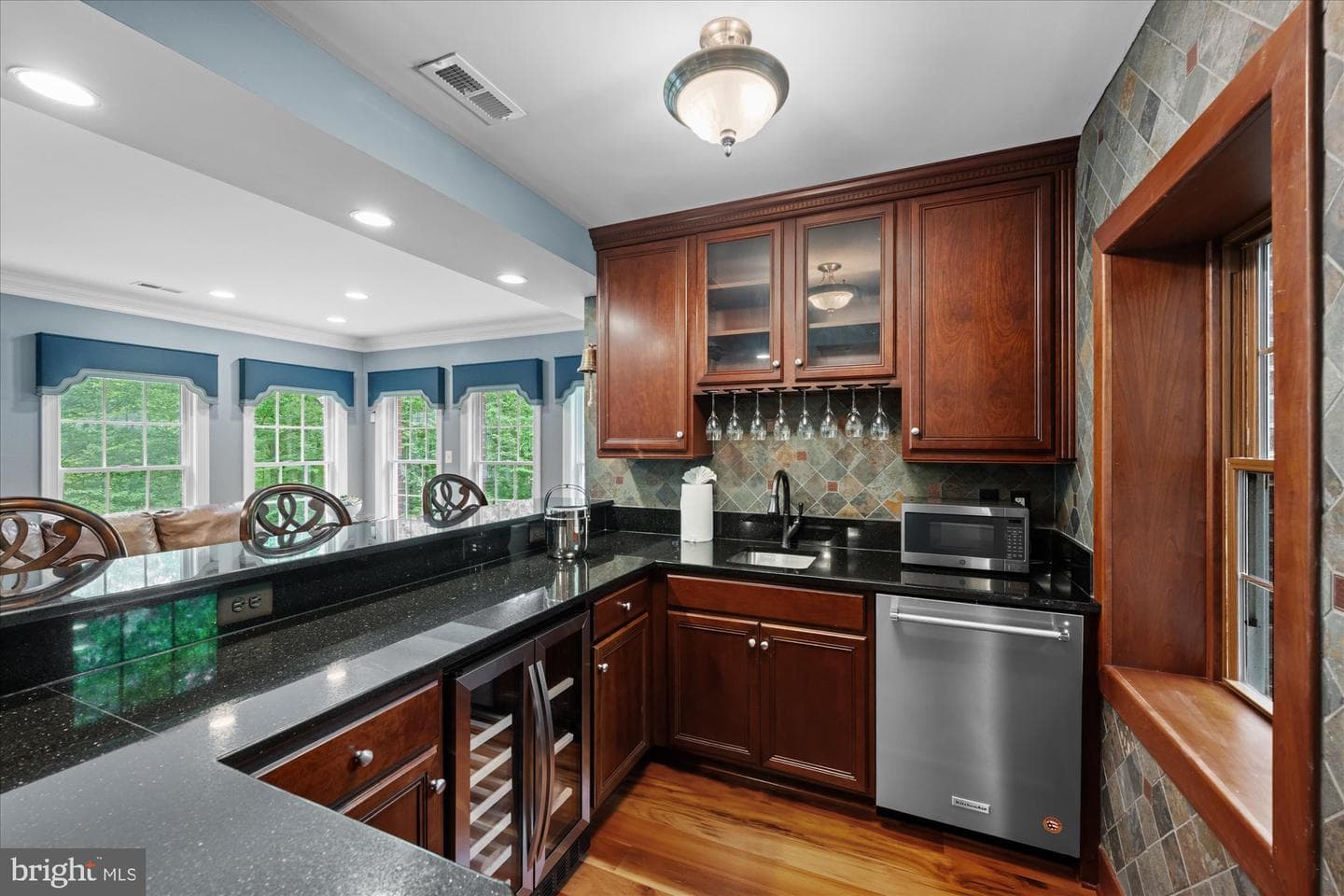 21750 Laurel Wood photo 80