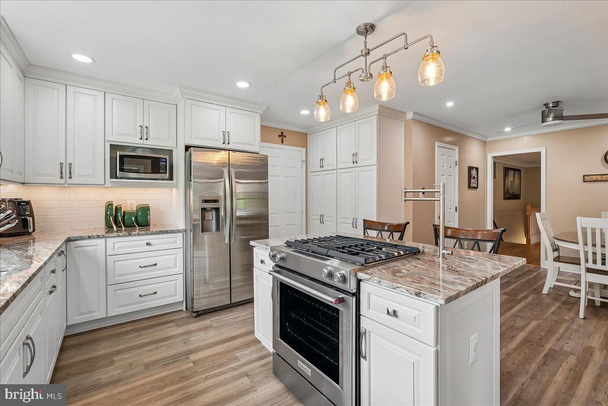 25501 Frosty Meadow Lane photo 32