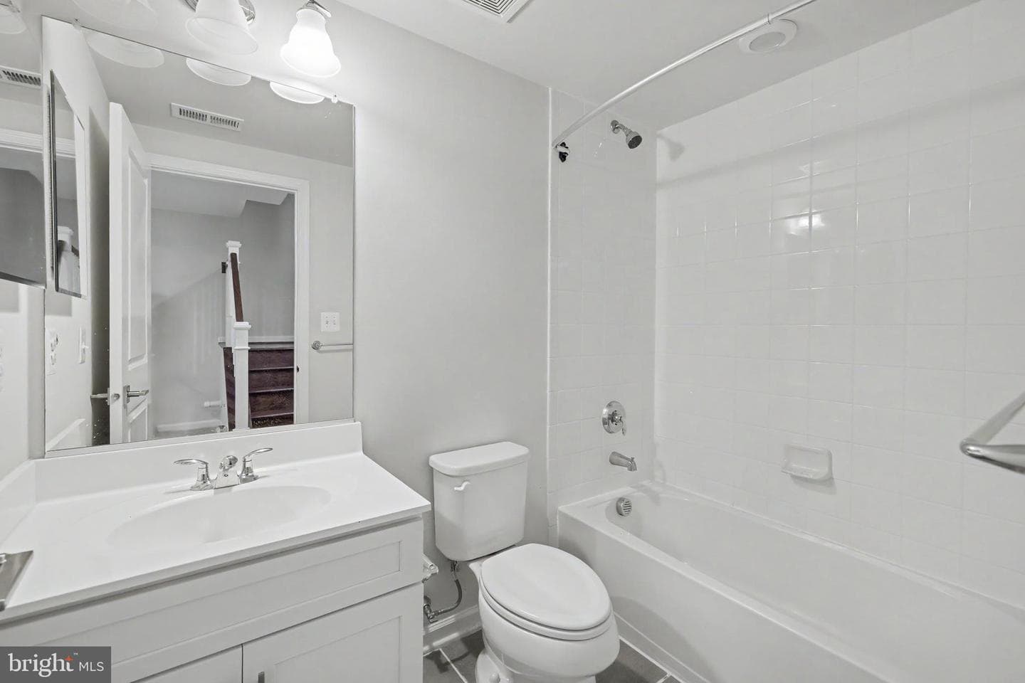 22503 Windsor Locks Square photo 49