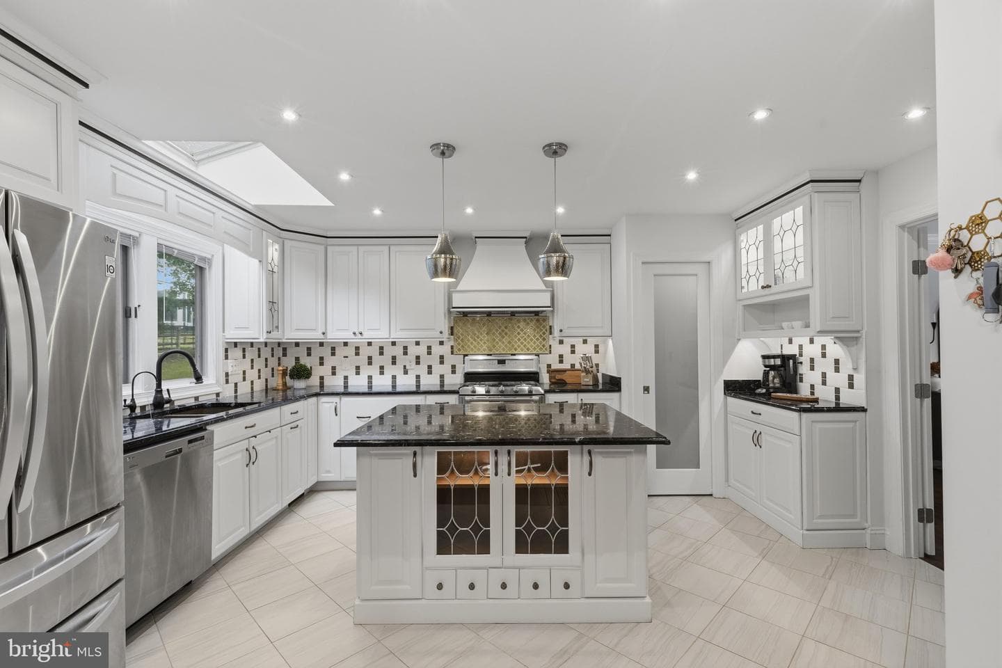 20644 Cutwater Pl photo 17