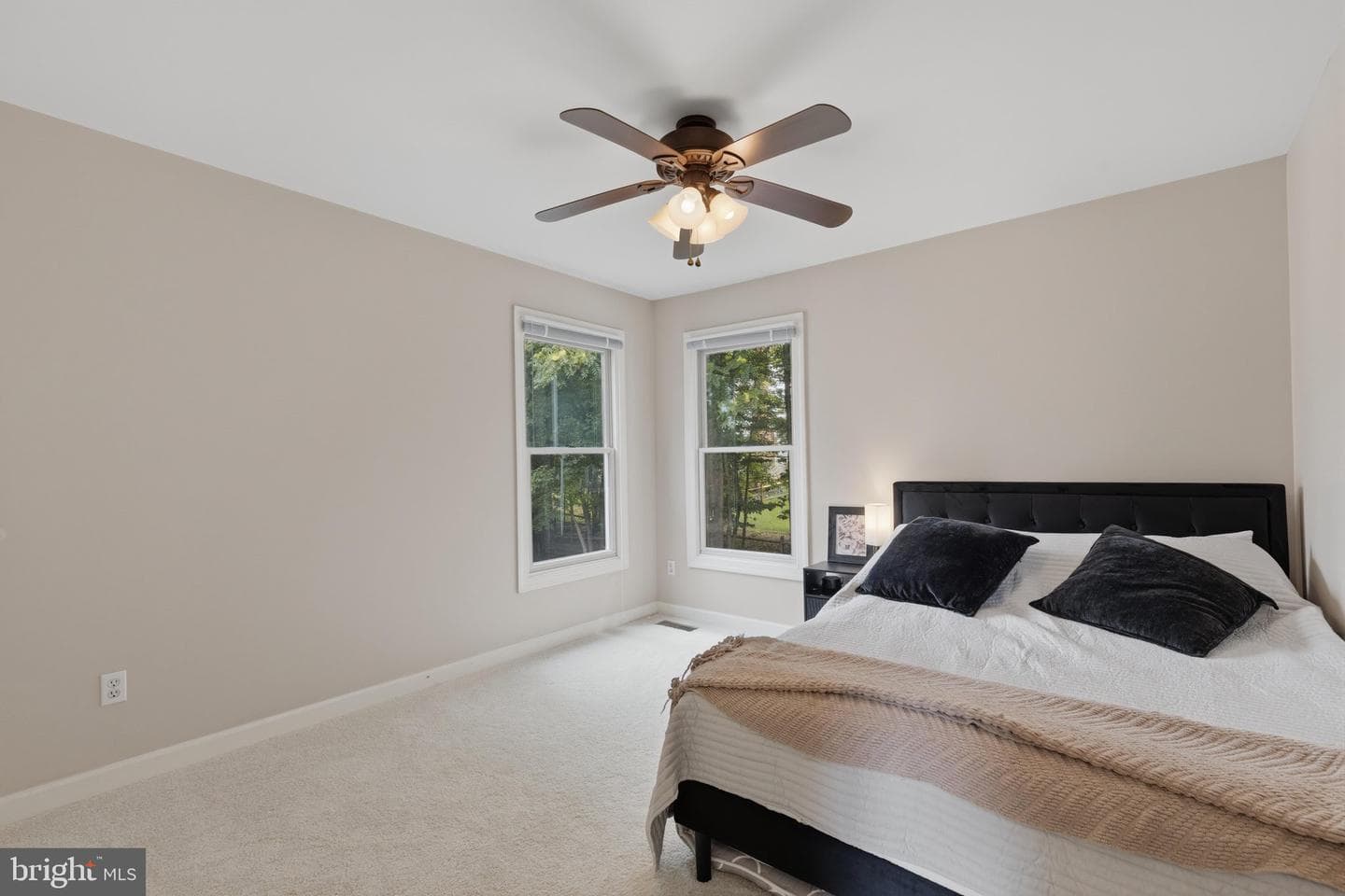 20644 Cutwater Pl photo 36