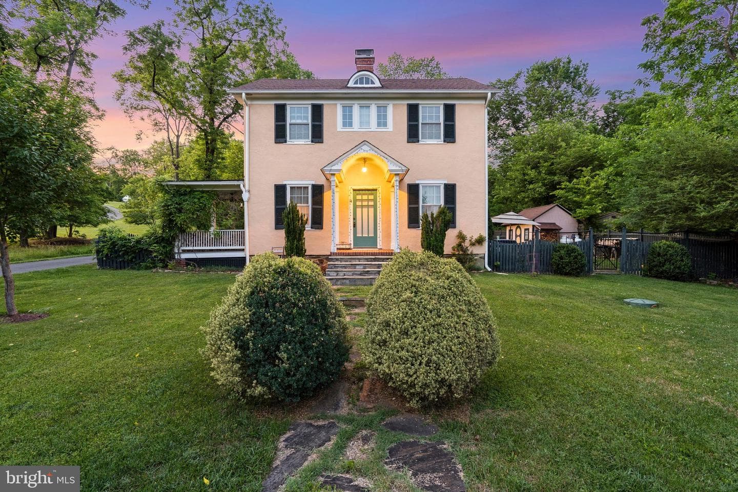 39308 Little River Tpke, Aldie