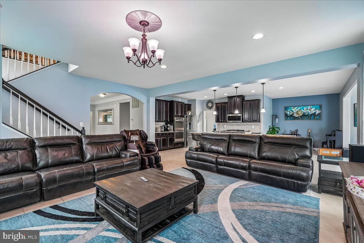 25833 Sycamore Grove Place photo 3