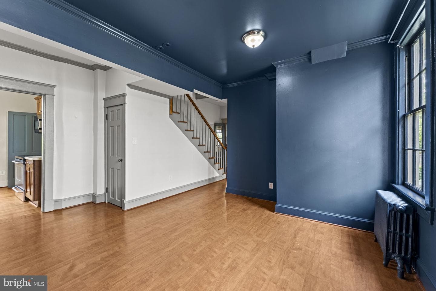 107 Walnut photo 14