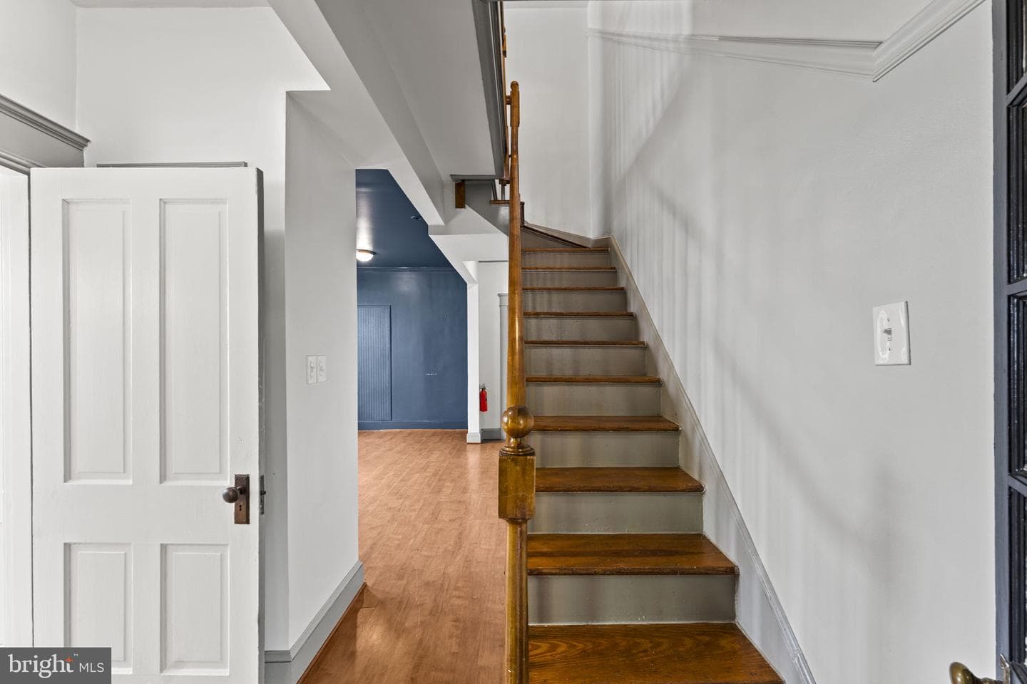 107 Walnut photo 8