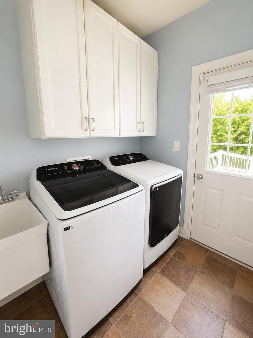 43100 Addlestone Place photo 16