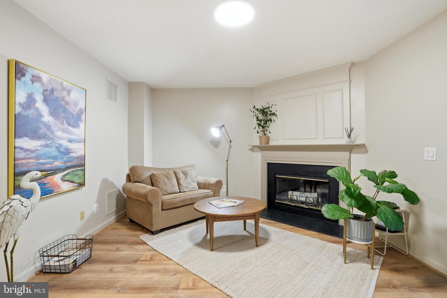 345 Barnfield Square NE photo 6