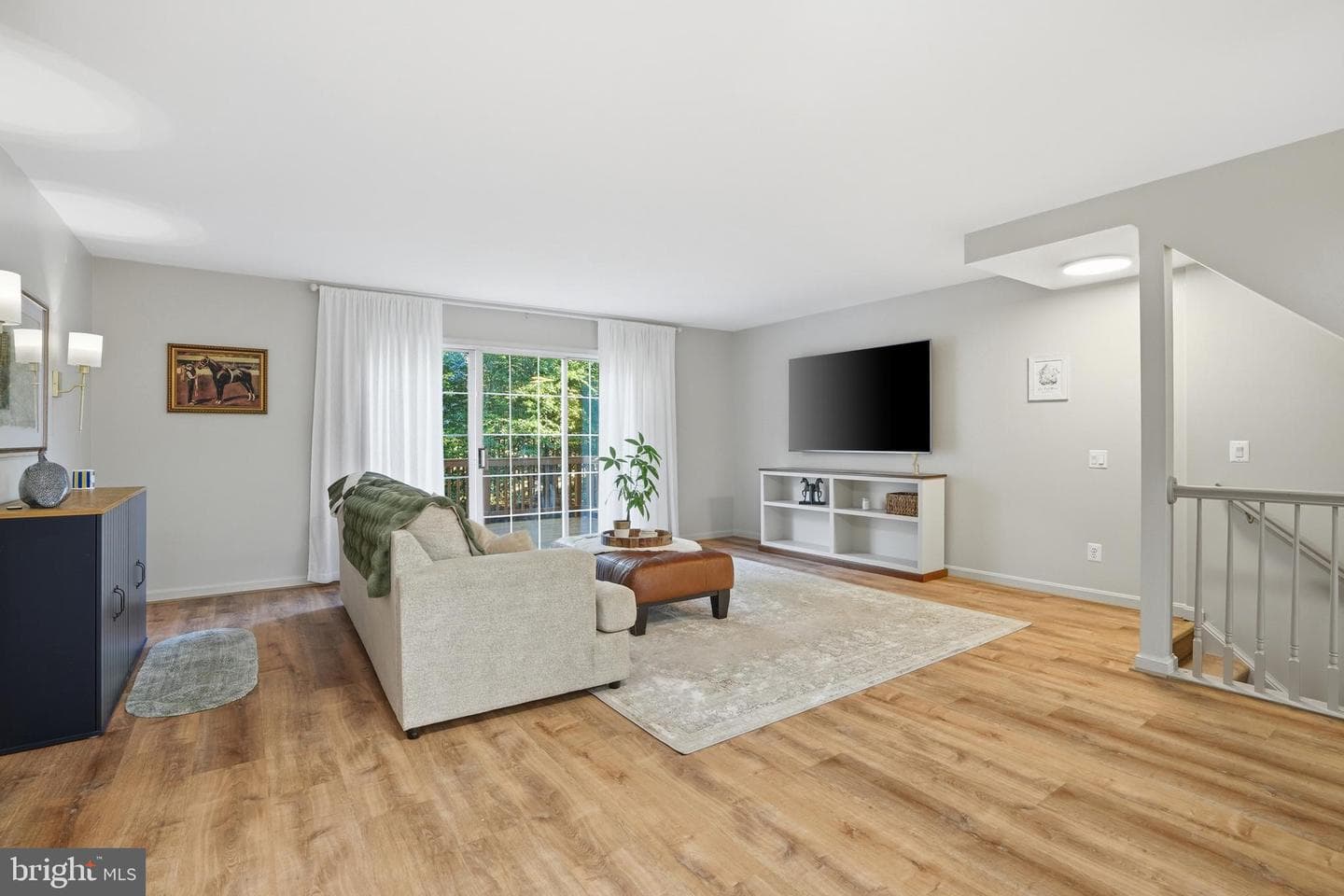 345 Barnfield Square NE photo 9