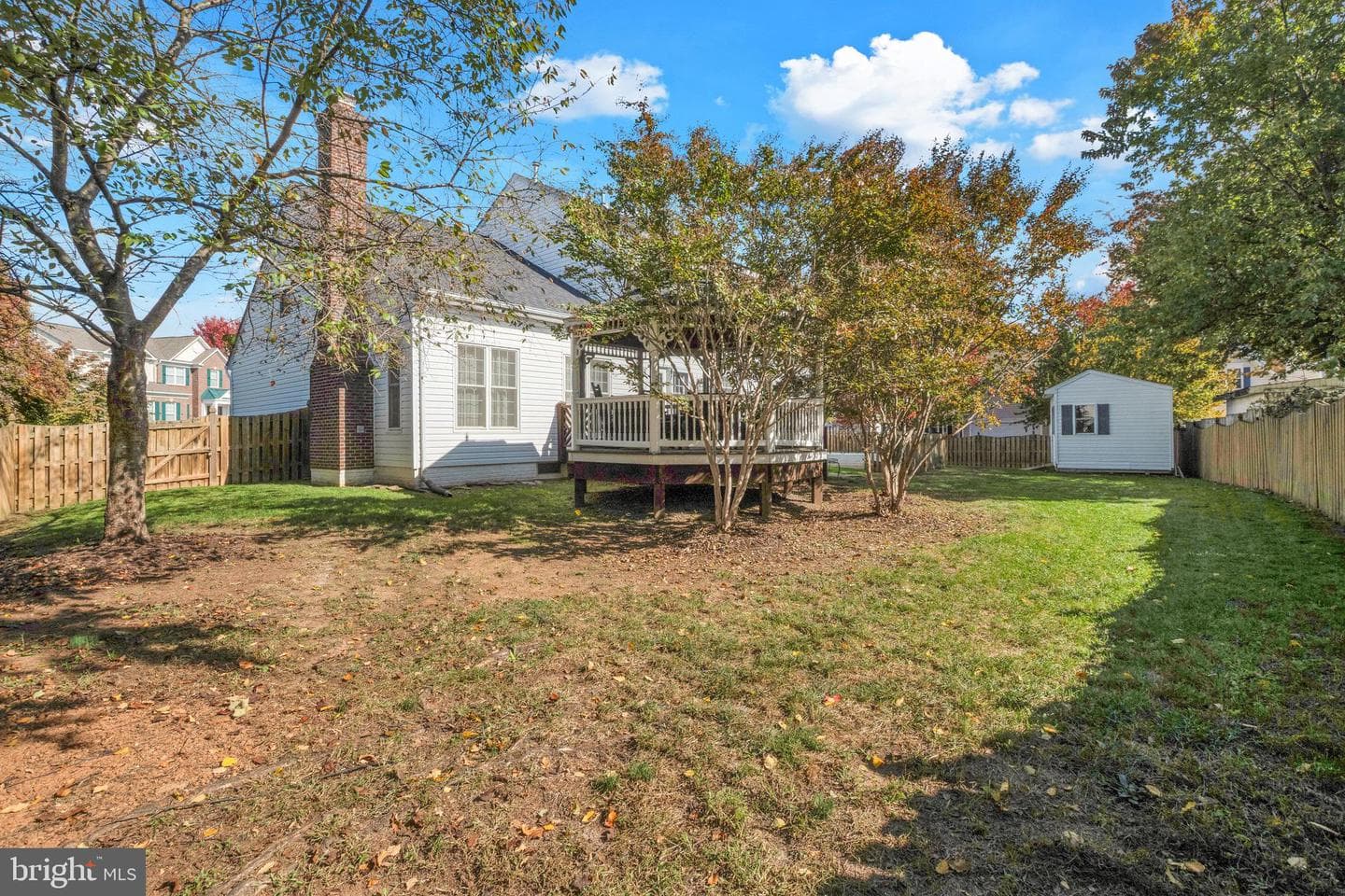 601 Newington Place NE photo 5