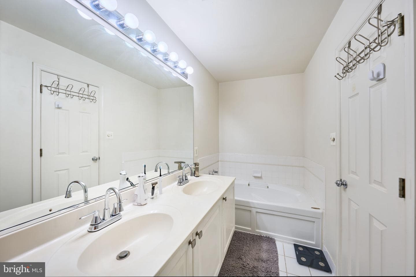 21095 Mossy Glen Terrace photo 29