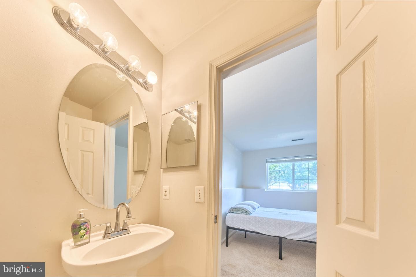 21095 Mossy Glen Terrace photo 41