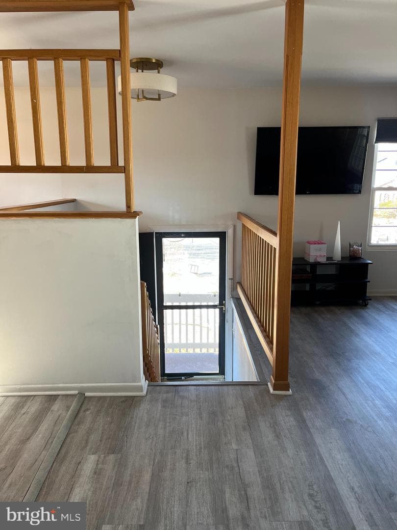 410 Hummer Court photo 12