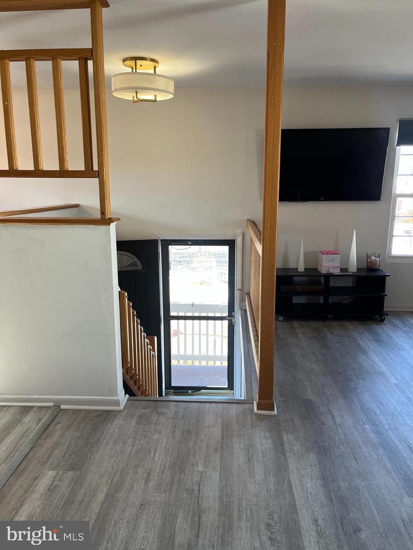 410 Hummer Court photo 14