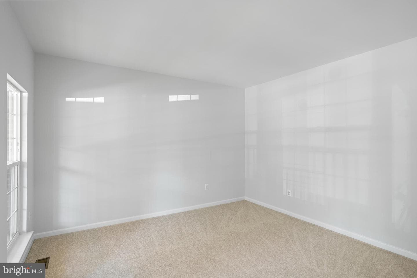 300 N Old Dominion Lane photo 14