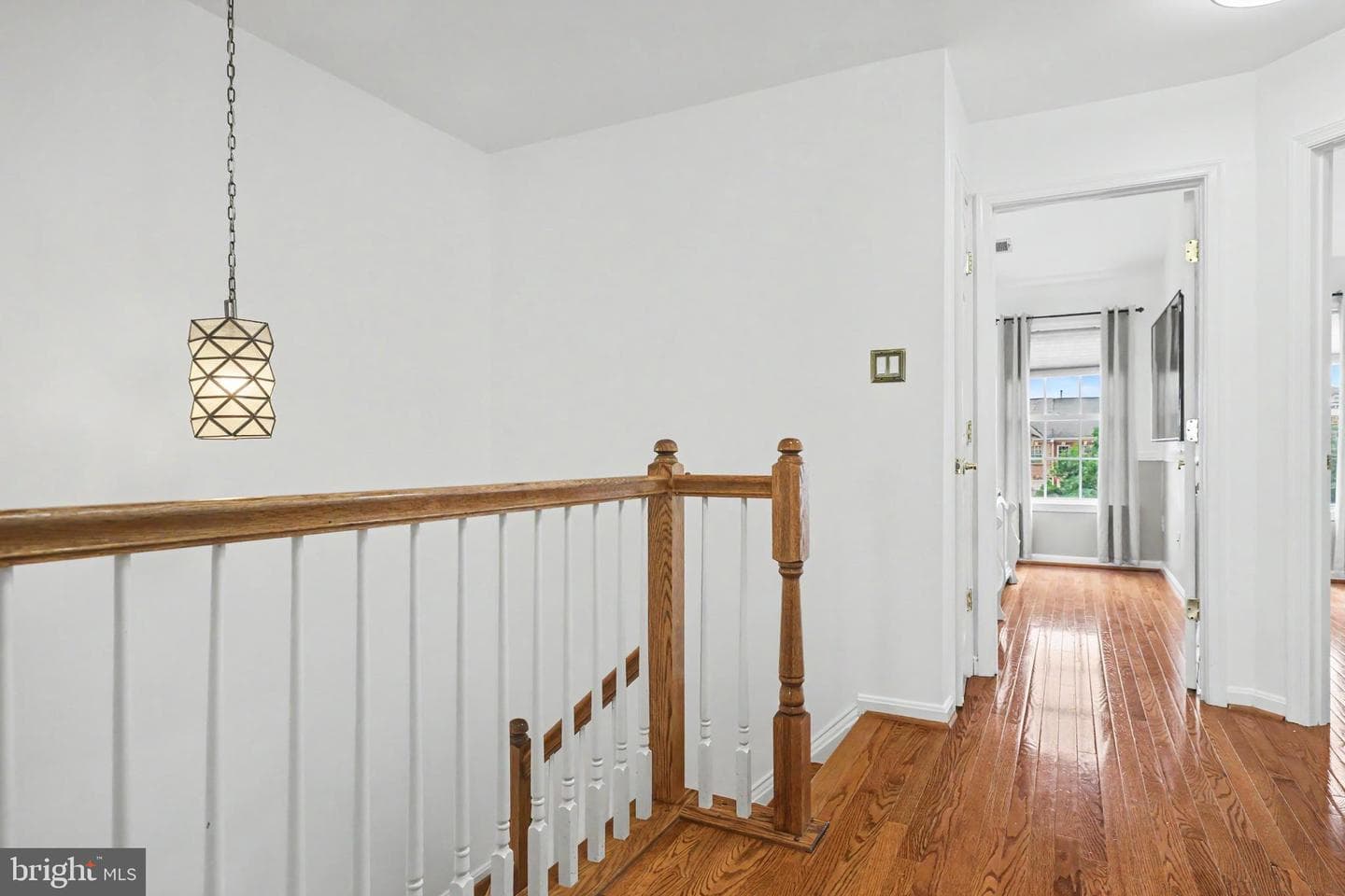 21122 Angela Square photo 27