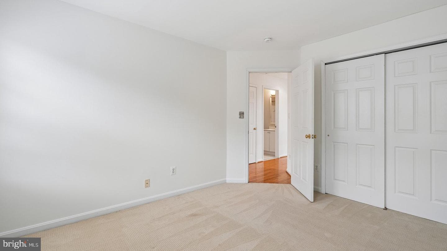 47761 Scotsborough Square photo 45