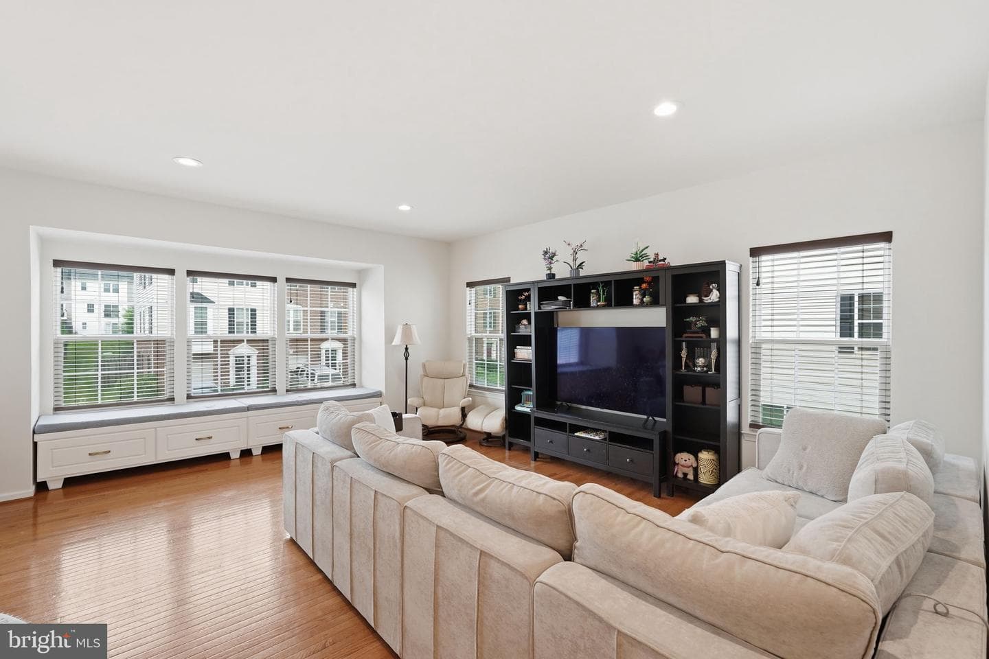 22925 Chinkapin Oak Terrace photo 5