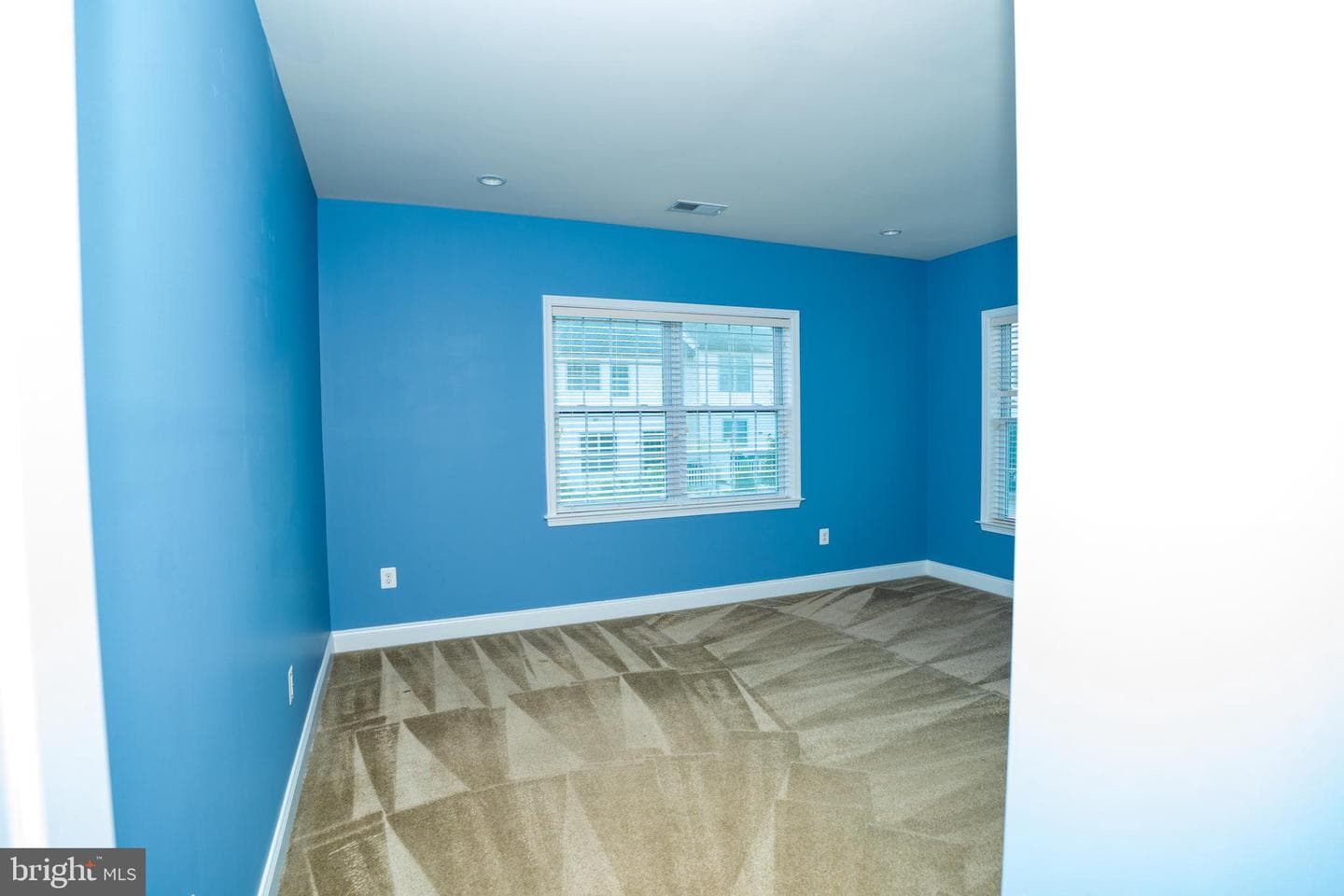 22535 Willington Square photo 41