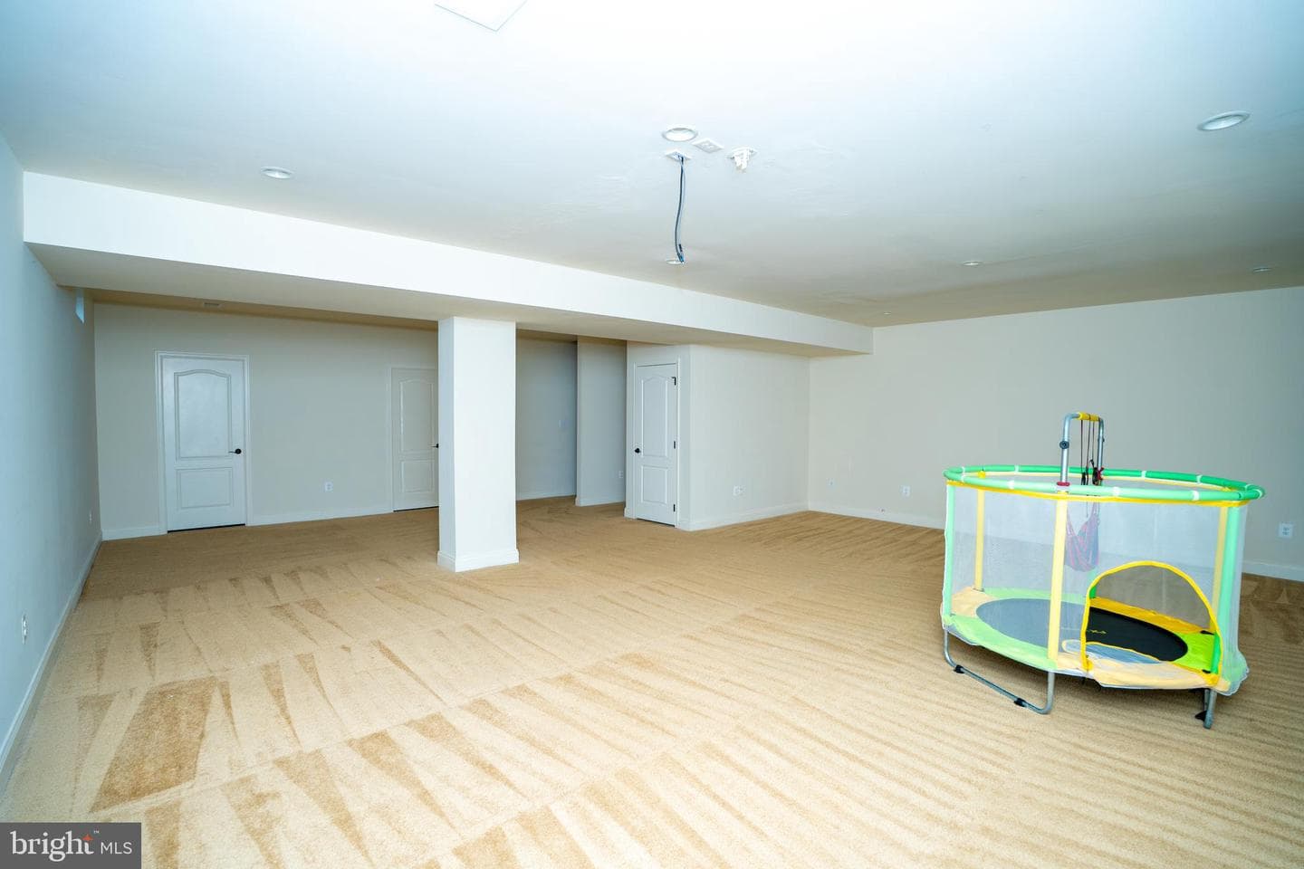 22535 Willington Square photo 49