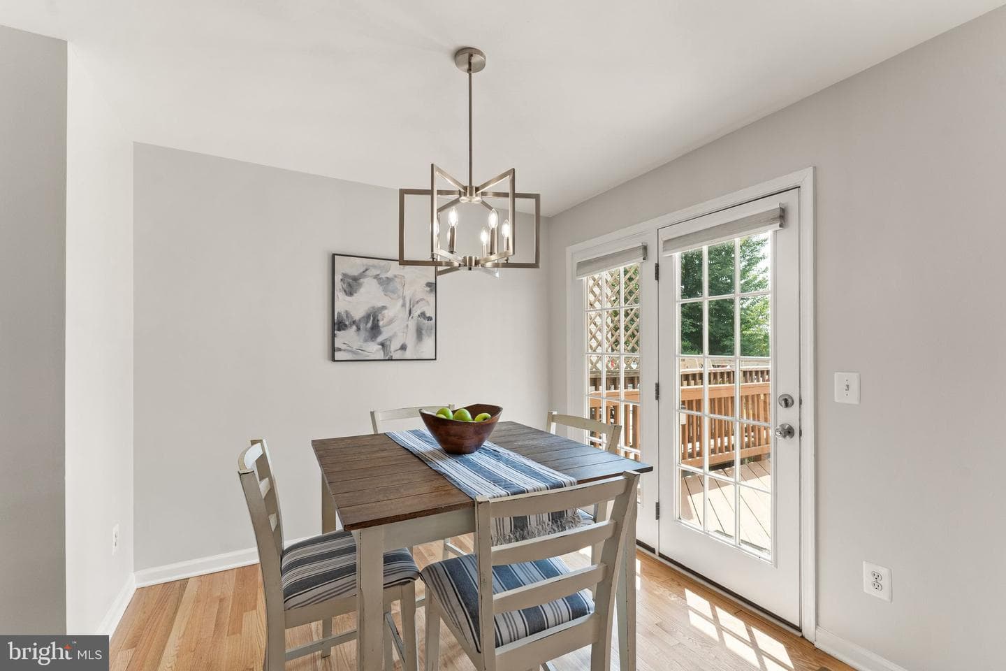 203 Shirley Square SE photo 14