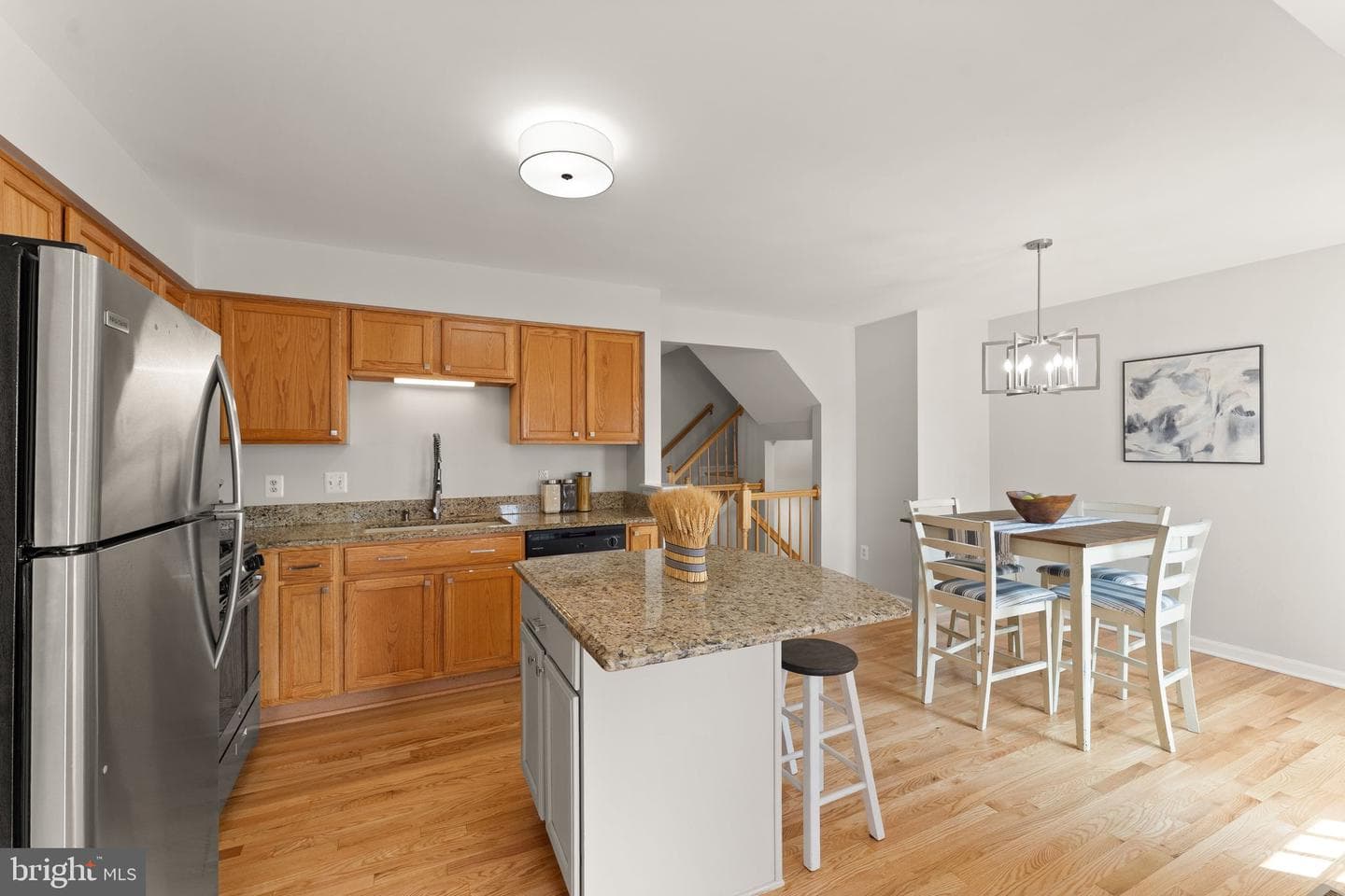 203 Shirley Square SE photo 21