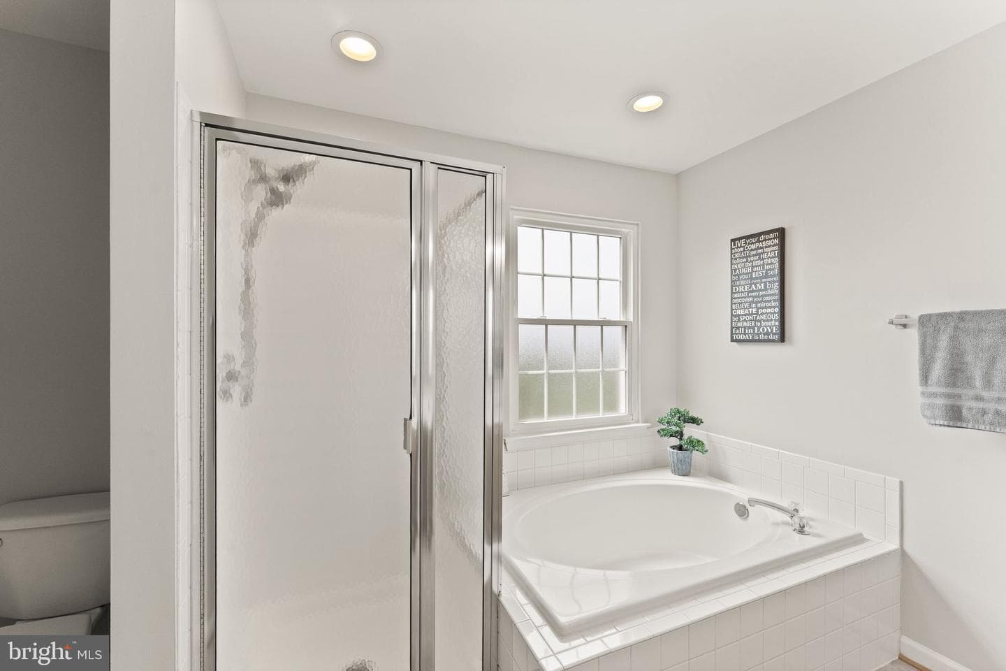 203 Shirley Square SE photo 41
