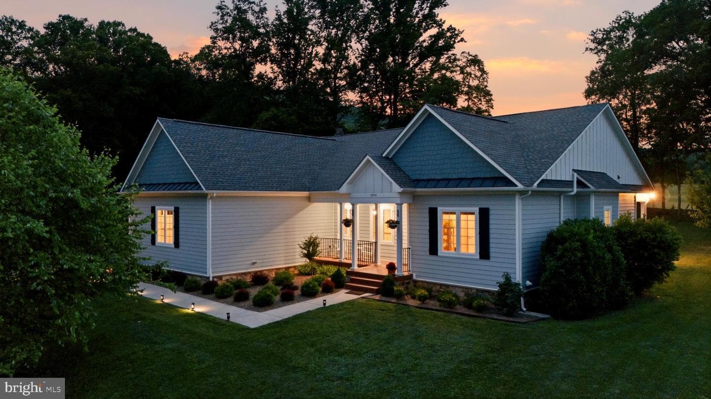 13855 Paris Breeze Place, Hillsboro