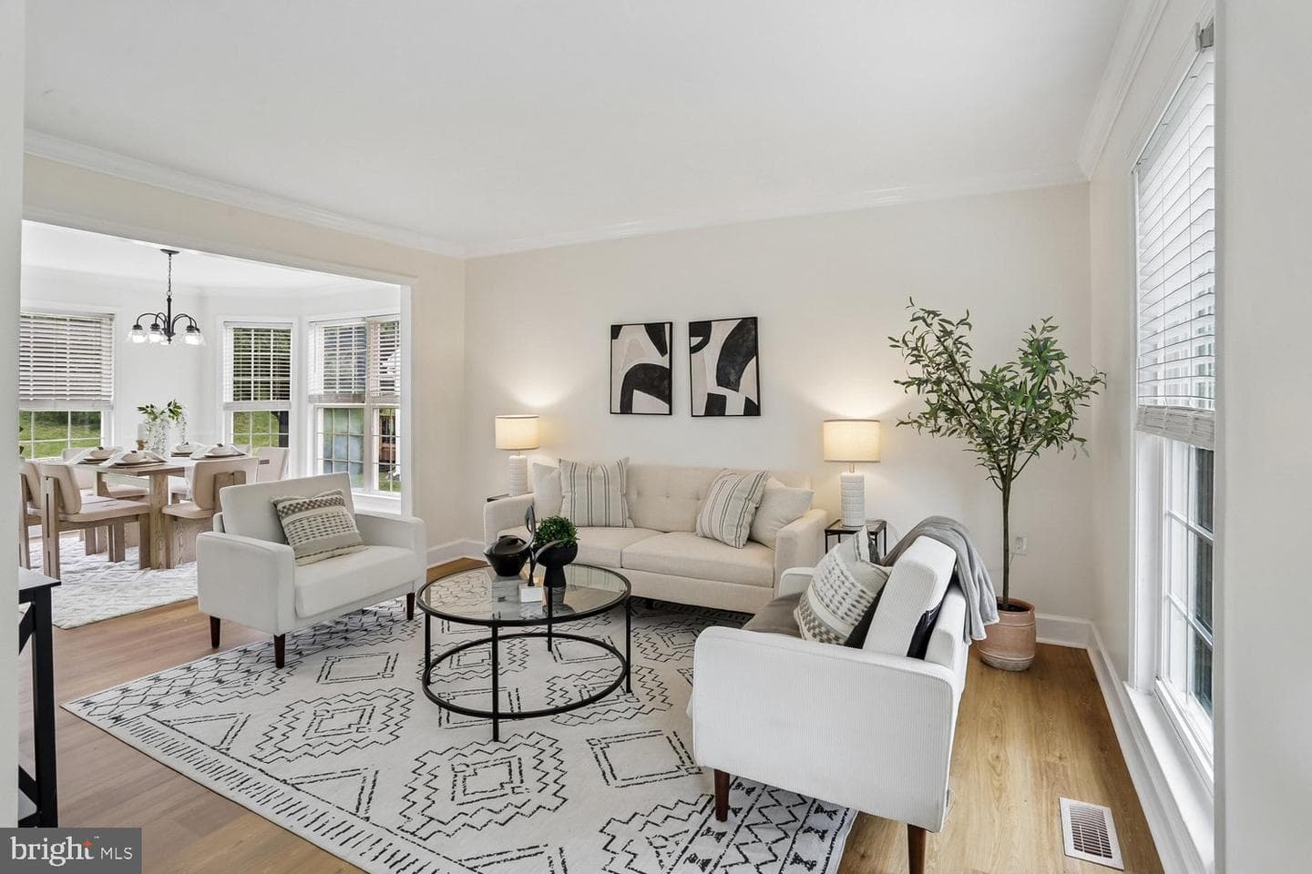 20893 Fowlers Mill Circle photo 4