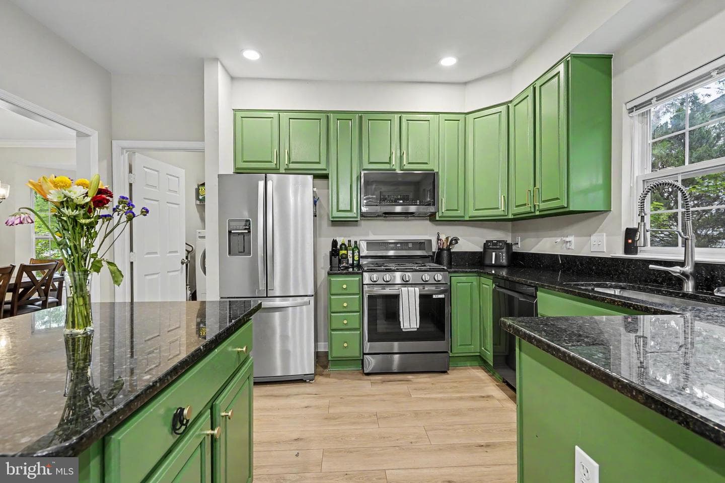 201 Jennings Court SE photo 11