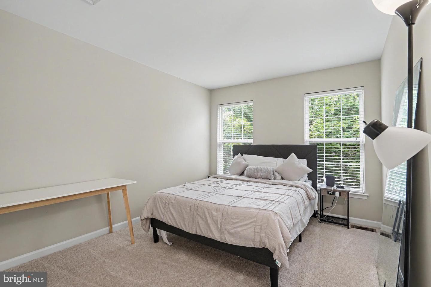 201 Jennings Court SE photo 40